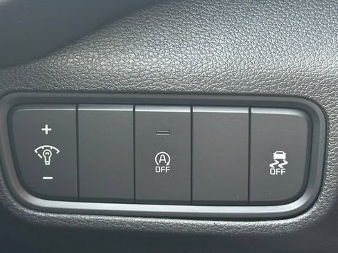 Used 2020 Kia Soul LX FWD image 17