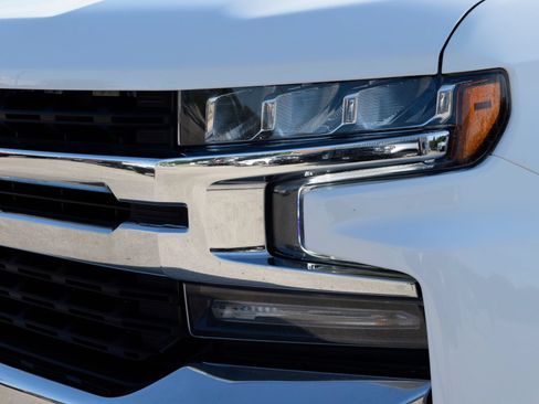 Used 2021 Chevrolet Silverado 1500 LT RWD image 24