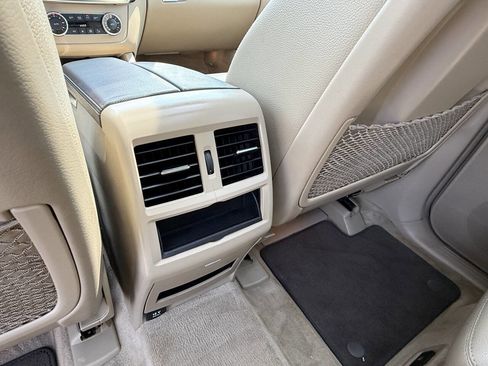 Used 2014 Mercedes-Benz GL 350 BlueTEC 4MATIC image 23