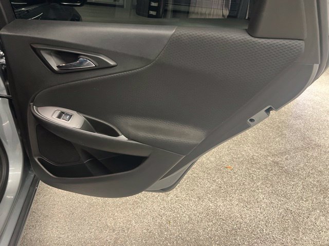 Used 2024 Chevrolet Malibu LT FWD image 12