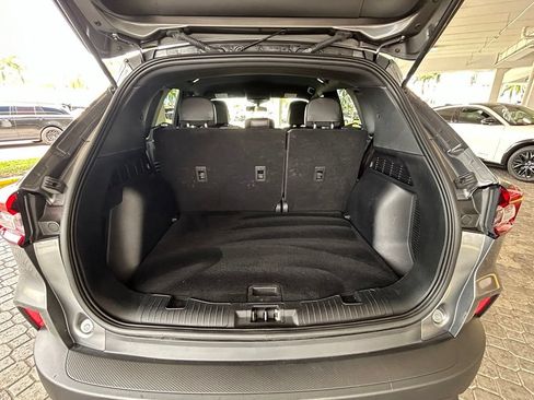 Used 2025 Ford Escape ST-Line FWD image 30
