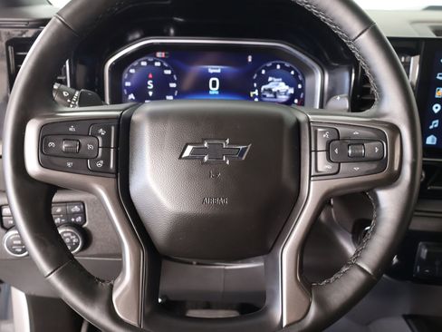 Used 2025 Chevrolet Silverado 1500 ZR2 w/ Technology Package AWD/4WD image 3