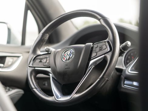 Used 2024 Buick Enclave Essence w/ Experience Buick Package FWD image 21