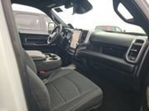 Used 2026 RAM 2500 Big Horn AWD/4WD image 8