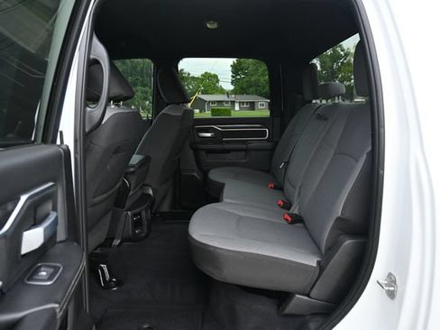 Used 2024 RAM 2500 Big Horn AWD/4WD image 24