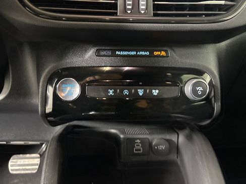Used 2024 Ford Escape ST-Line w/ Tech Pack #1 AWD/4WD image 17