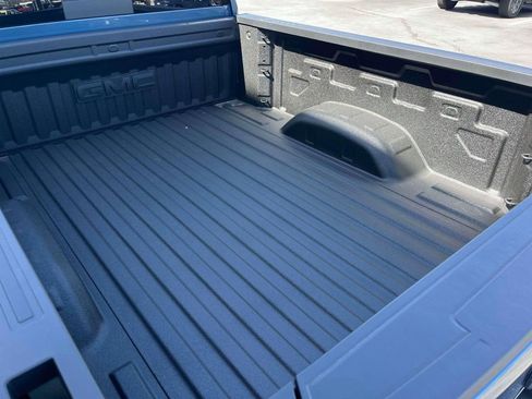 New 2026 GMC Sierra 2500 Denali w/ Denali Reserve Package image 11