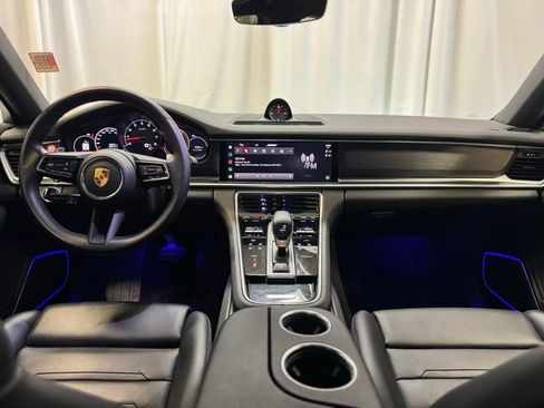Certified 2023 Porsche Panamera 4 Platinum Edition AWD/4WD image 14