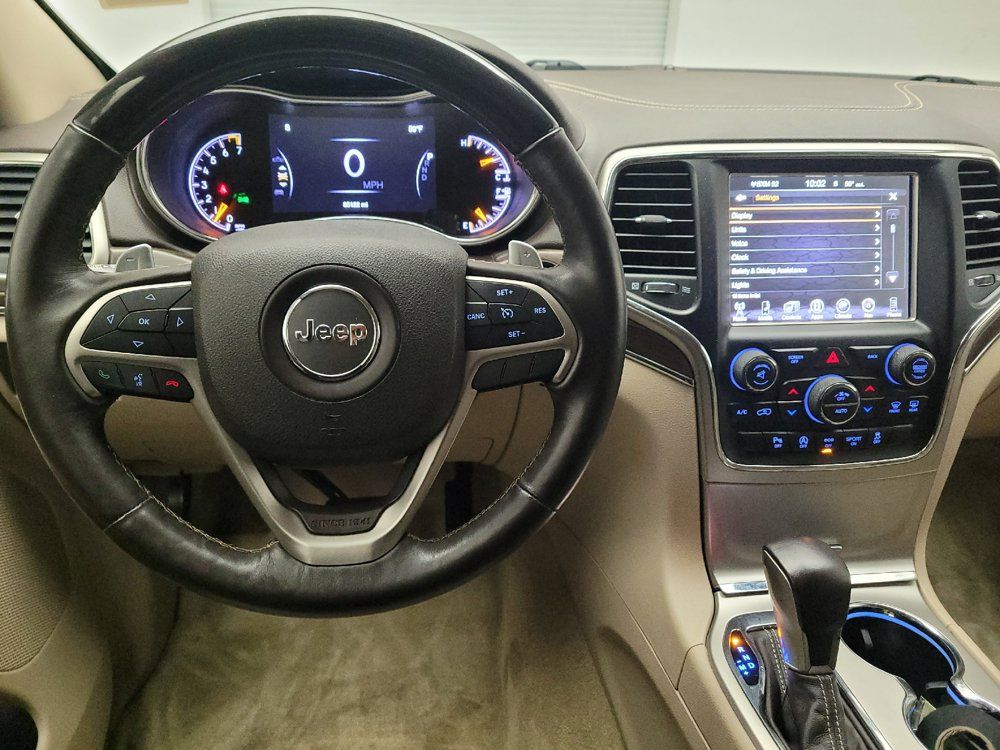 Used 2017 Jeep Grand Cherokee Overland AWD/4WD image 22