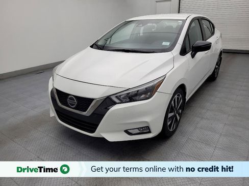 Used 2022 Nissan Versa SR image 1