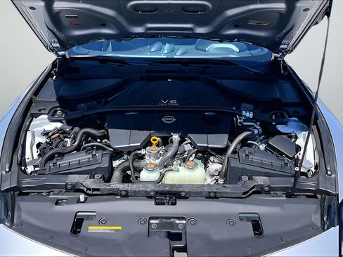 Certified 2024 Nissan Z Sport w/ Floor Mat Package RWD image 21