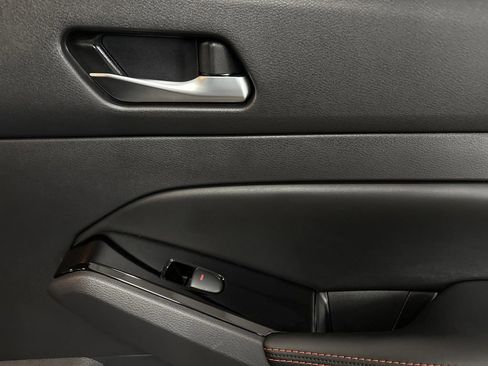 Used 2023 Nissan Altima 2.5 SR image 39