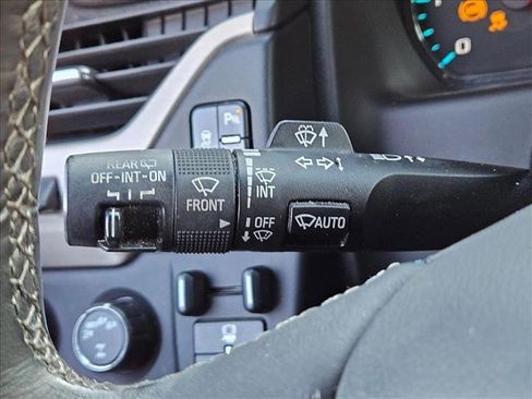 Used 2017 GMC Yukon XL Denali w/ Open Road Package image 11