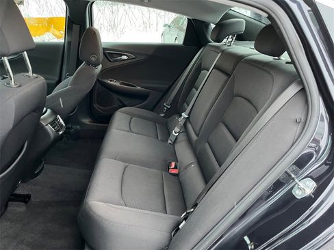 Used 2022 Chevrolet Malibu LT image 19