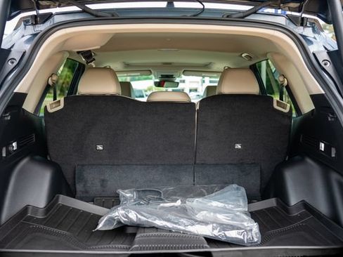 Used 2024 Honda CR-V EX-L image 25