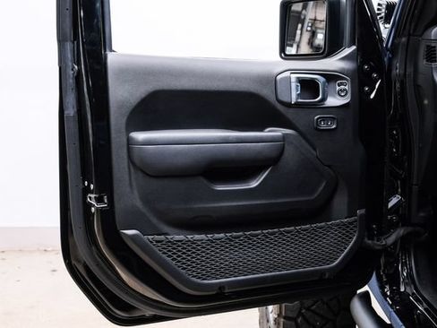 Used 2025 Jeep Gladiator Sport AWD/4WD image 80