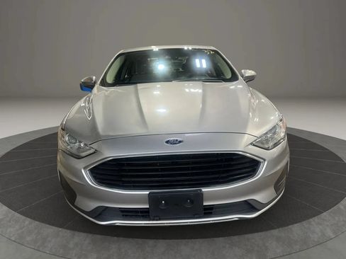 Used 2020 Ford Fusion S FWD image 2