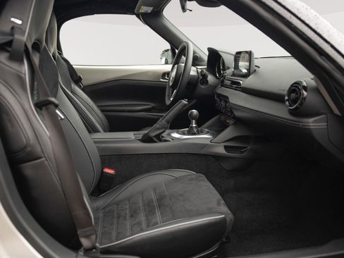 Used 2023 MAZDA MX-5 Miata Club w/ Brembo/BBS Recaro Package image 12