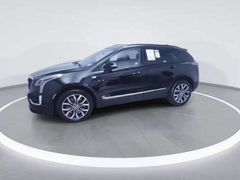Used 2024 Cadillac XT5 Sportv w/ LPO, Red Accent Package image 5