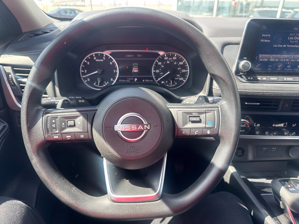 Used 2024 Nissan Rogue SV FWD image 24