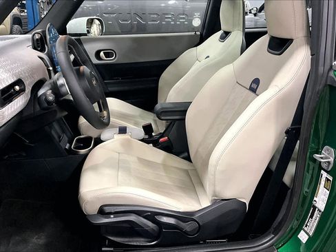 Used 2026 MINI Cooper 2-Door Hardtop image 9