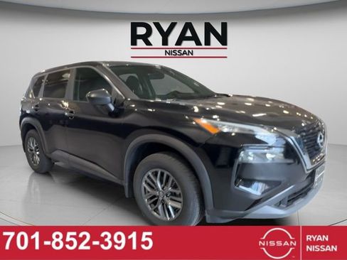 Certified 2023 Nissan Rogue S image 7