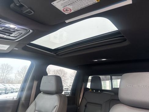 Certified 2021 GMC Sierra 2500 Denali w/ Denali Ultimate Package image 32