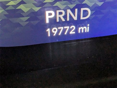 Used 2022 Jeep Wrangler Unlimited Rubicon w/ Trailer Tow Package image 17