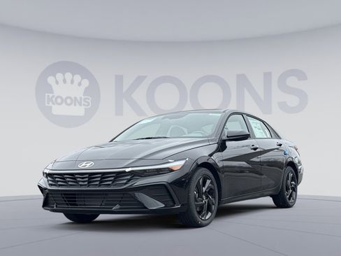 New 2026 Hyundai Elantra Sport image 1