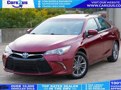 Used 2017 Toyota Camry SE w/ Moonroof Package