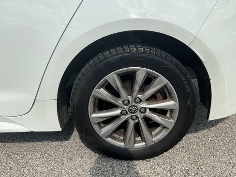Used 2023 Toyota Corolla LE w/ LE Convenience Package FWD image 10