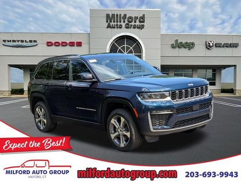 New 2026 Jeep Grand Cherokee Limited AWD/4WD image 1