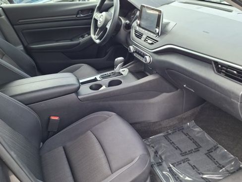 Certified 2025 Nissan Altima 2.5 S FWD image 23