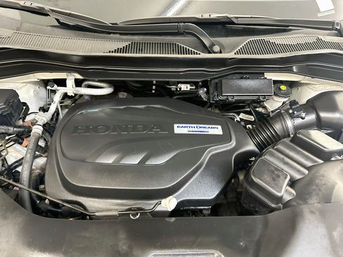Used 2019 Honda Pilot Touring image 36