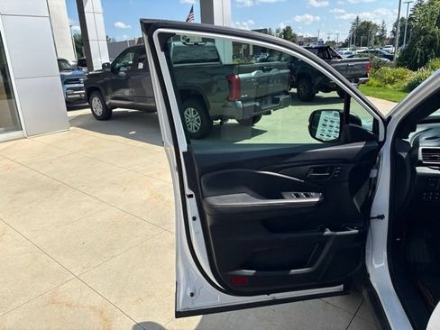 Used 2024 Honda Ridgeline TrailSport image 24
