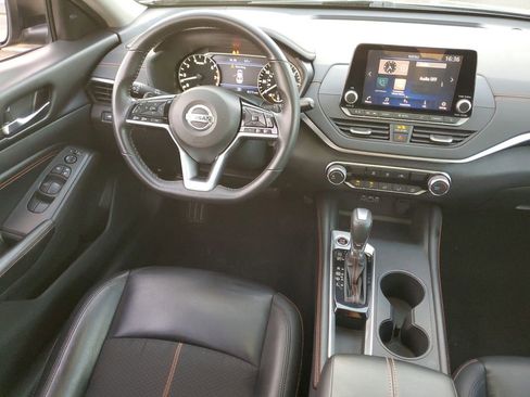 Used 2021 Nissan Altima 2.5 SR image 11