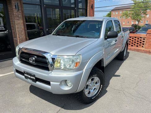 Used 2008 Toyota Tacoma 4x4 Double Cab image 2