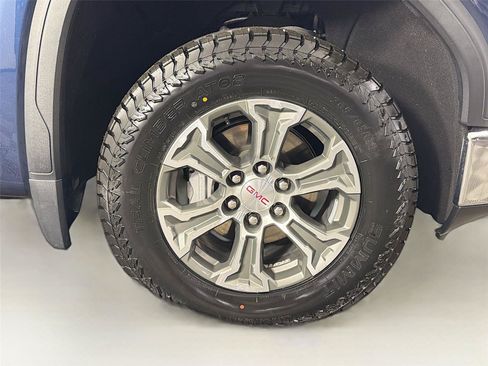 Used 2021 GMC Sierra 1500 SLT w/ SLT Convenience Package AWD/4WD image 35