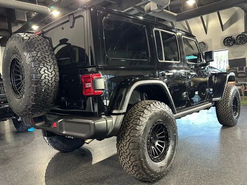 Used 2022 Jeep Wrangler Unlimited Rubicon 4xe w/ Cold Weather Group image 13