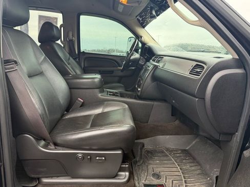Used 2013 Chevrolet Silverado 2500 LTZ w/ LTZ Plus Package image 20