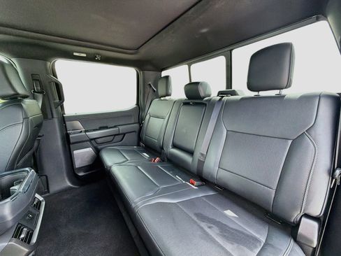 Used 2025 Ford F150 Lariat w/ Equipment Group 501A Mid AWD/4WD image 19