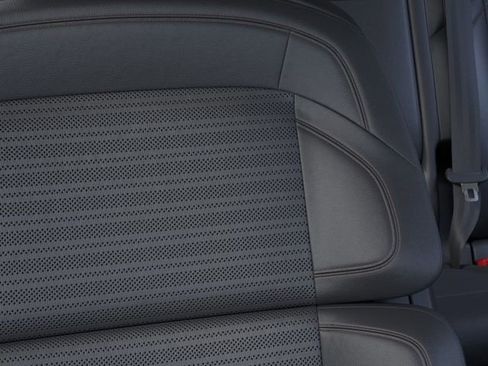 New 2026 Lincoln Nautilus Reserve AWD/4WD image 17