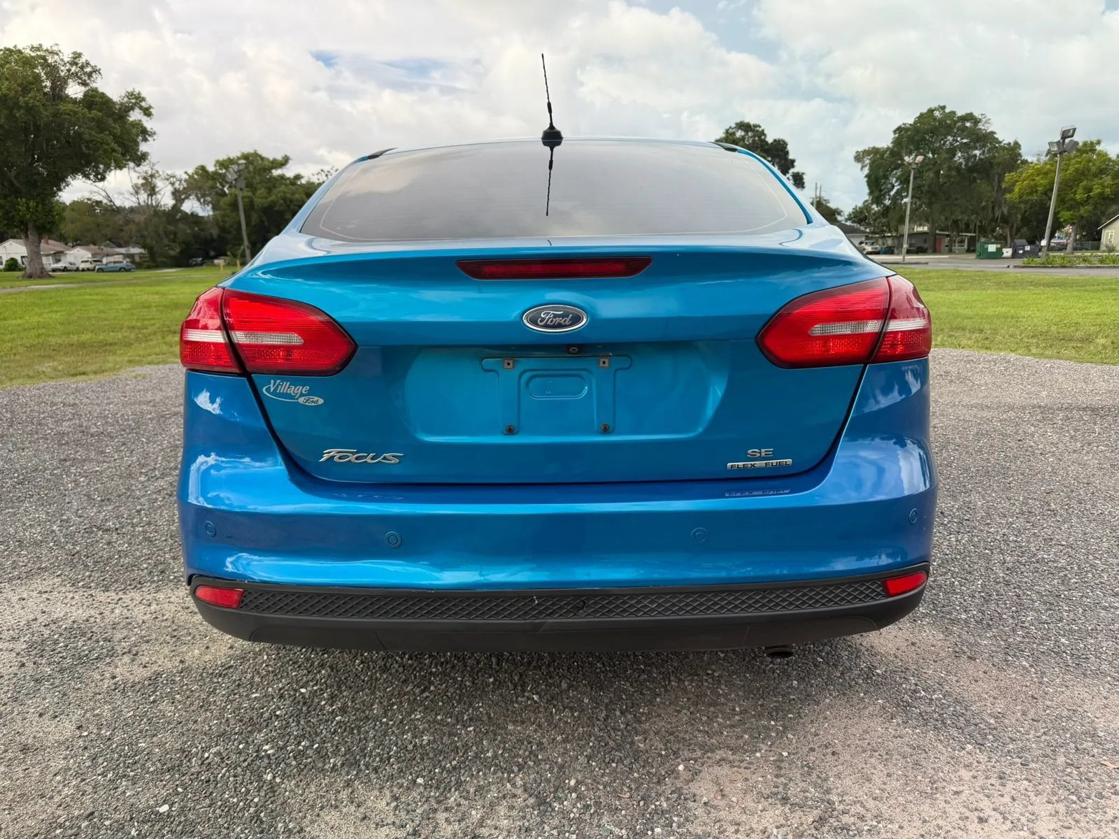 Used 2016 Ford Focus SE w/ Reverse Sensing Package FWD image 6