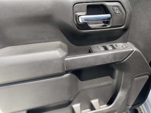 Used 2022 Chevrolet Silverado 1500 Custom AWD/4WD image 14