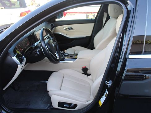 Used 2019 BMW 330i Sedan w/ Driving Assistance Package RWD image 11