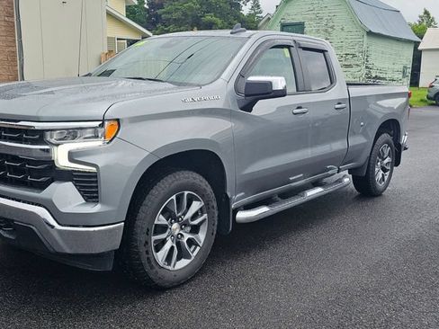 Used 2026 Chevrolet Silverado 1500 LT AWD/4WD image 3