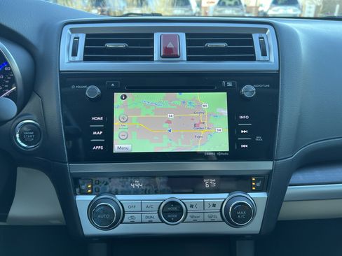 Used 2017 Subaru Outback 3.6R Limited image 27