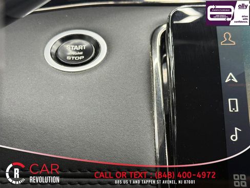 Used 2021 Land Rover Range Rover Evoque R-Dynamic S AWD/4WD image 14