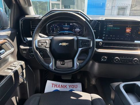 Certified 2023 Chevrolet Silverado 1500 LT AWD/4WD image 13