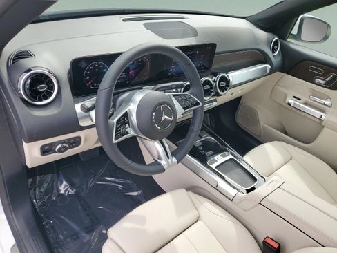 Used 2026 Mercedes-Benz GLB 250 image 24